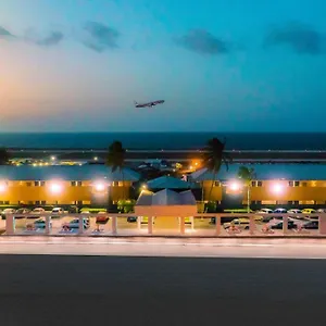 3* Hotel Curacao Airport